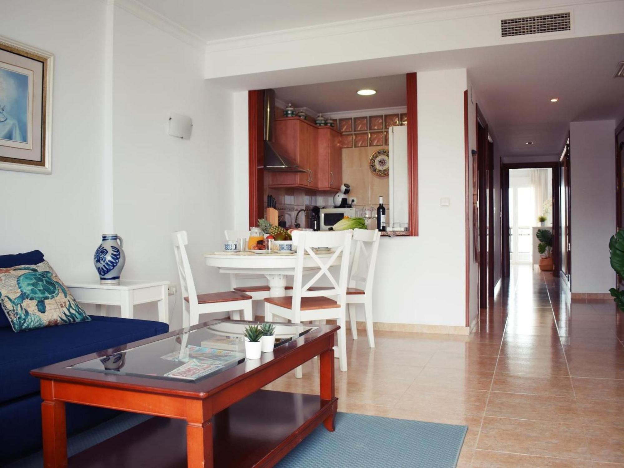Luminoso apartamento de 3 dormitorios a pie de playa en Torremolinos Exterior foto